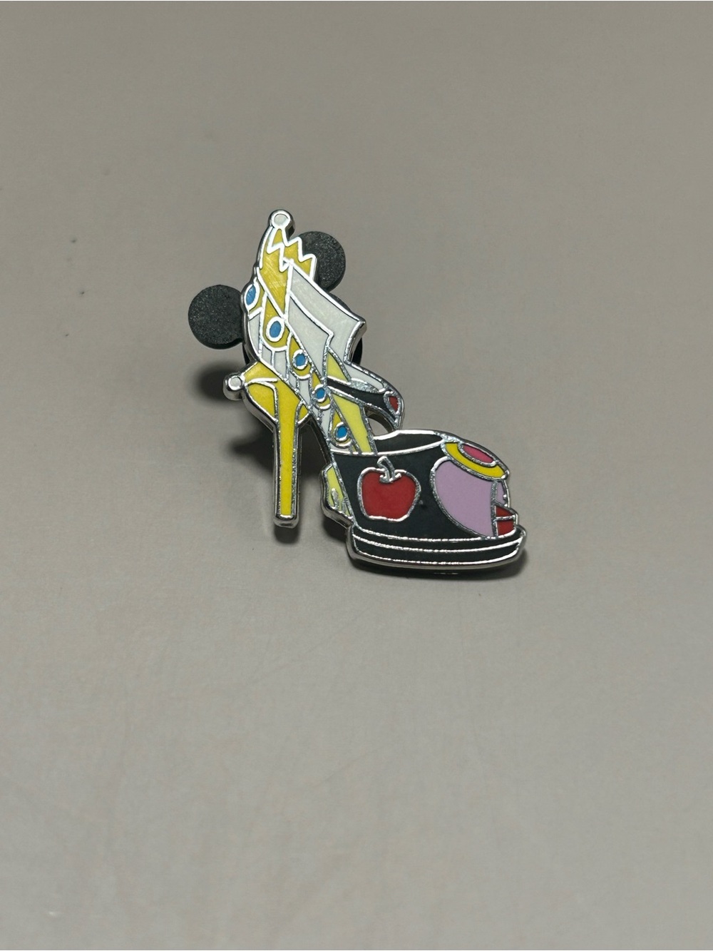Authentic Disney Villain Evil Queen High Heel Pin